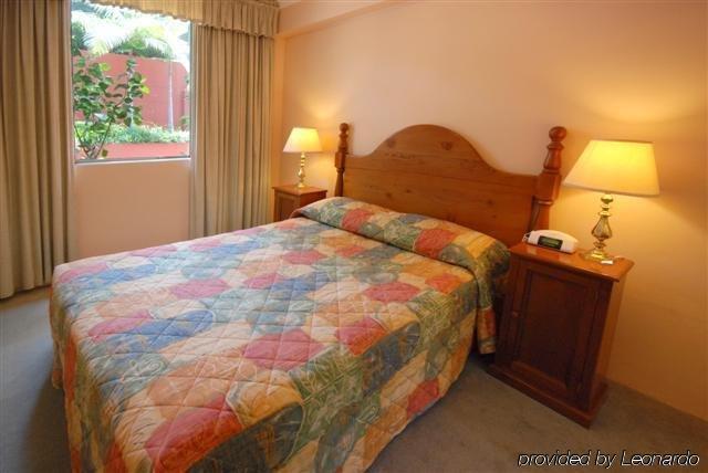 The Belmore Apartments Hotel Wollongong Room photo